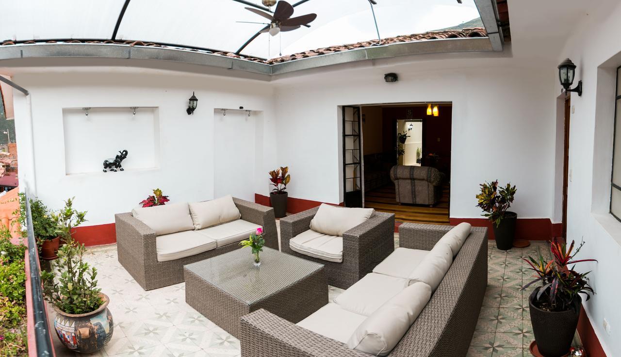 Hotel Los Laureles Calca Exterior photo
